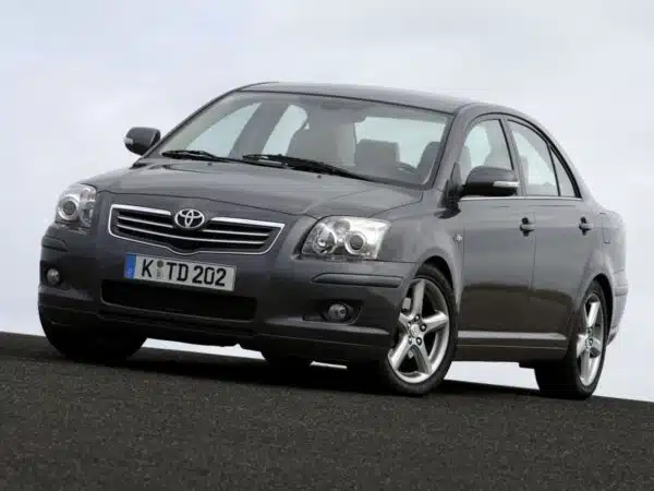 Alfombrilla para Toyota Avensis Sedan (2006-2009)