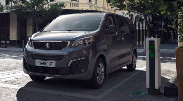 Alfombrilla para Peugeot Traveller Electric (2020-2024)