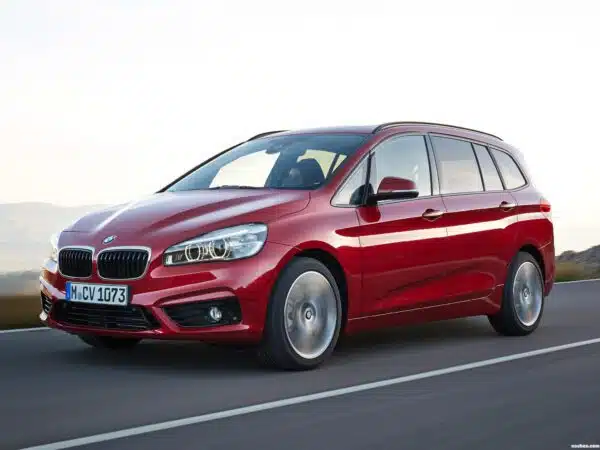 Alfombrilla para BMW 2 F46 7 seats (2015-2024)