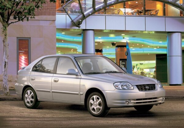 Alfombrilla para Hyundai Accent (2000-2005)