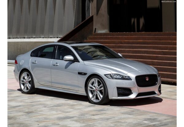 Alfombrilla para Jaguar XF Sedan (09/2015-01/2021)