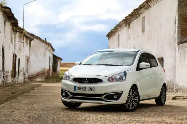 Alfombrilla para Mitsubishi Space Star (2005-2013)