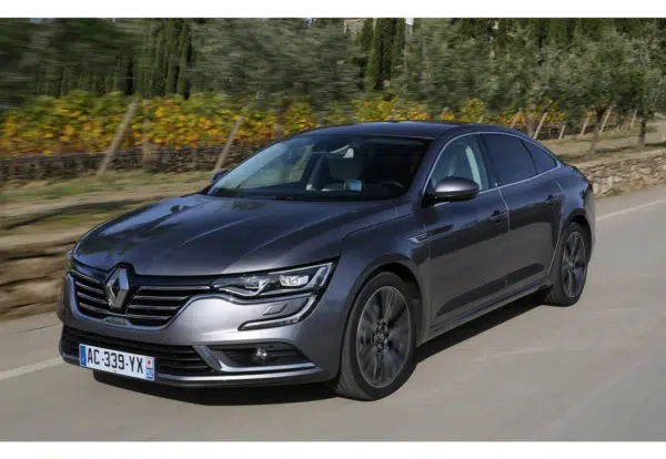 Alfombrilla para Renault Talisman Sedan (2016-2024)