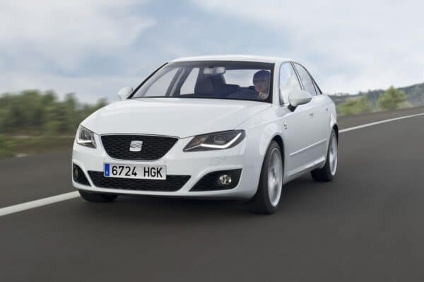 Alfombrilla para Seat Exeo Sedan (2009-2013)