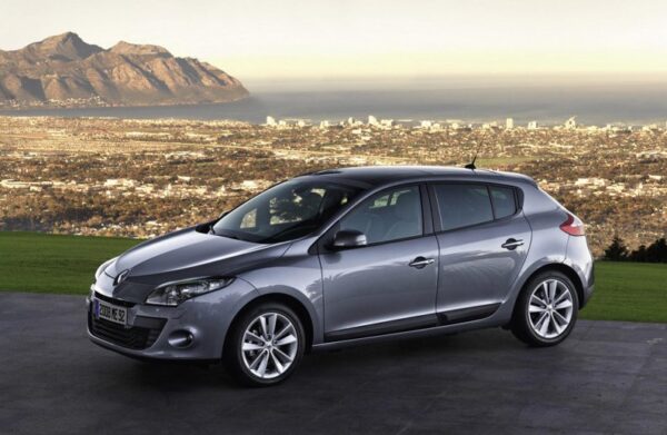 Alfombrilla para Renault Megane 3/5 puertas (2009-2016)