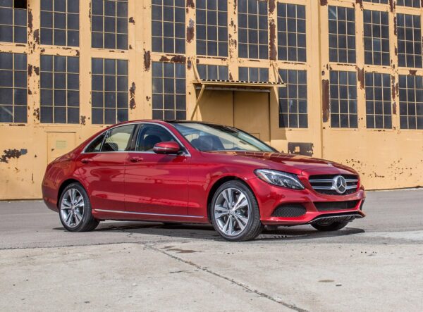 Alfombrilla para Mercedes-Benz Clase C W205 Sedan (2014-07/2018)