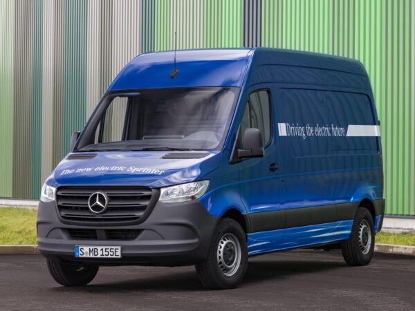 Alfombrilla para Mercedes-Benz Sprinter W907 (2018-2024)