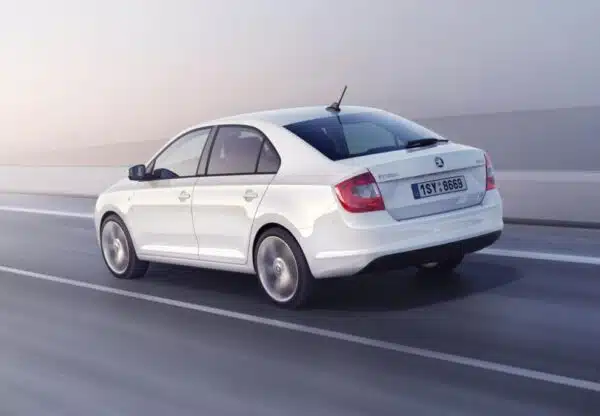 Alfombrilla para Skoda Rapid Sedan (2012-2019)