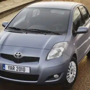 Alfombrilla para Toyota Yaris 3/5 puertas (2006-2011)