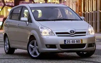 Alfombrilla para Toyota Corolla Verso (2002-2004)