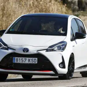 Alfombrilla para Toyota Yaris 3/5 puertas (05/2017-08/2020)