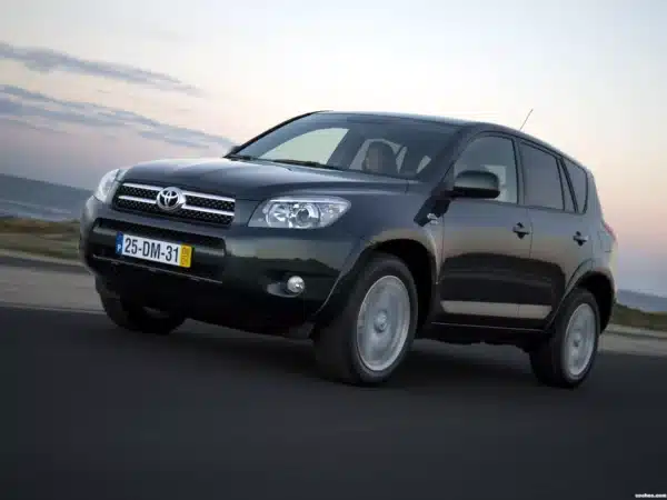 Alfombrilla para Toyota RAV4 (2003-2006)